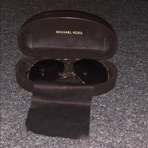 Michael kors sun glasses